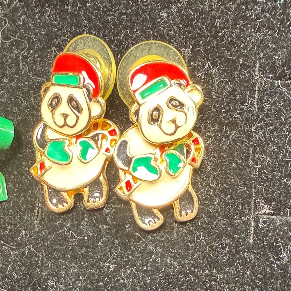 Bundle Vintage‎ Festive Green and Red Earrings Set